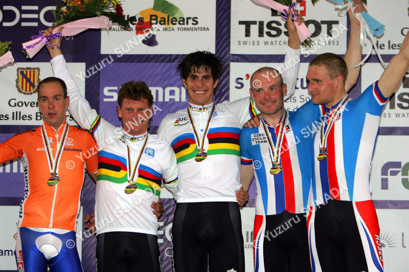 Podium005p.jpg